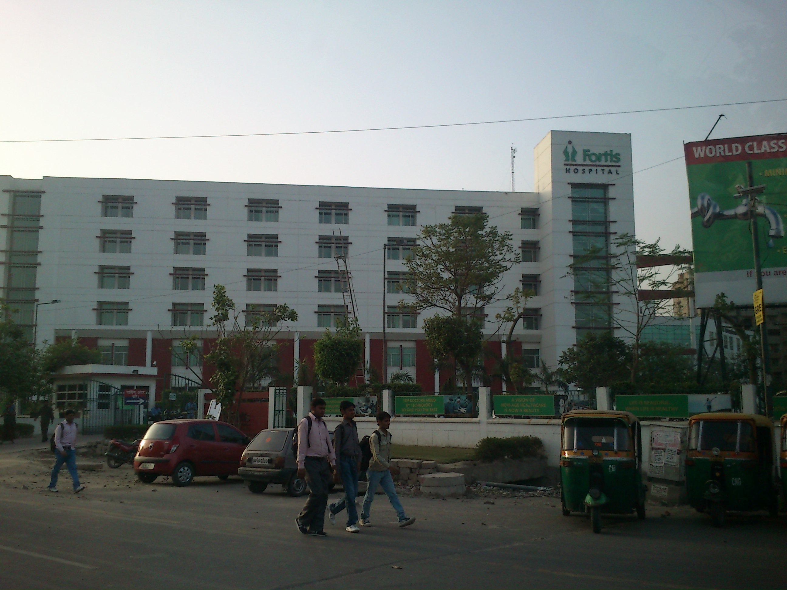 Fortis Memorial Research Institute building
